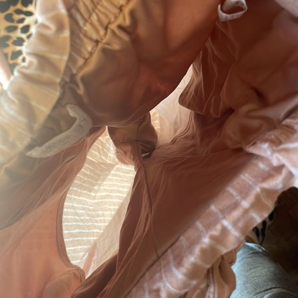 •SIENNA SKY•PINK/WHITE STRIPED PAPER BAG TROUSER PANT IN SIZE SMALL(worn once) - Picture 9 of 9